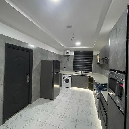 Brooksville 2 Bedroom Apartment Abuja Buitenkant foto